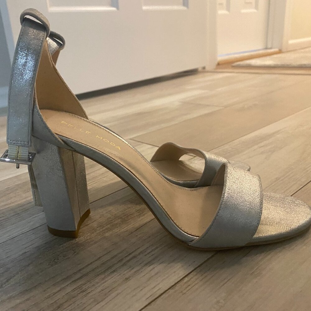 Pelle Moda, Size 8, Silver, Angle Strap, Block Heel